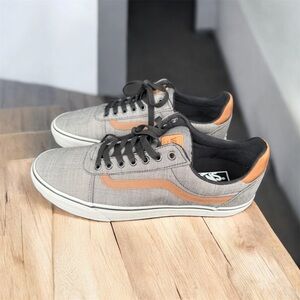 Vans Ward Deluxe Skate Shoes Sneakers  Black Grey Men's Sz 13  VN0A3WLHN42